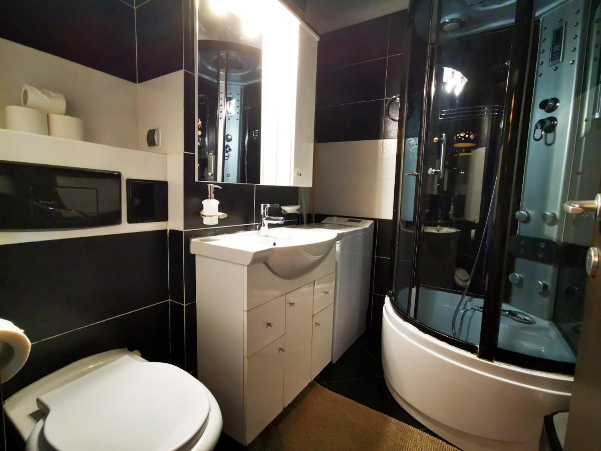 Studio G By Mrg Apartments بوخارست المظهر الخارجي الصورة